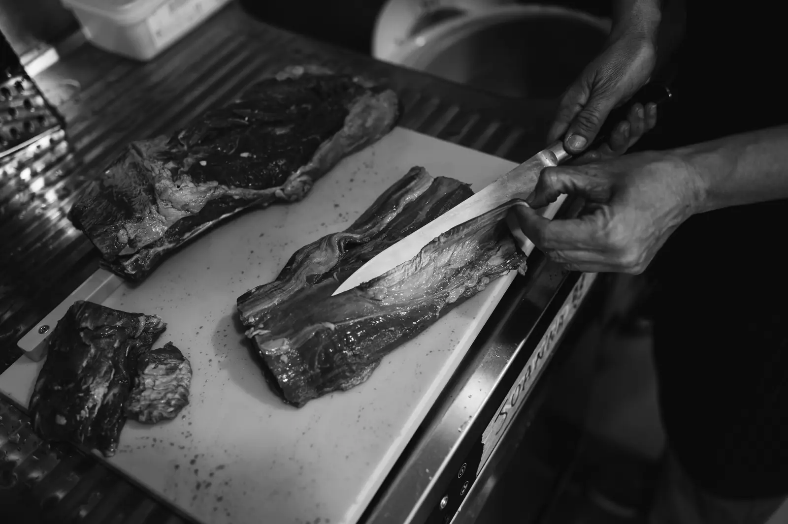 Creazione e impiattamento di alta cucina